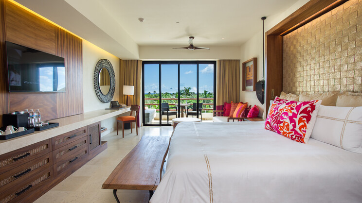 Junior Suite Partial Ocean View